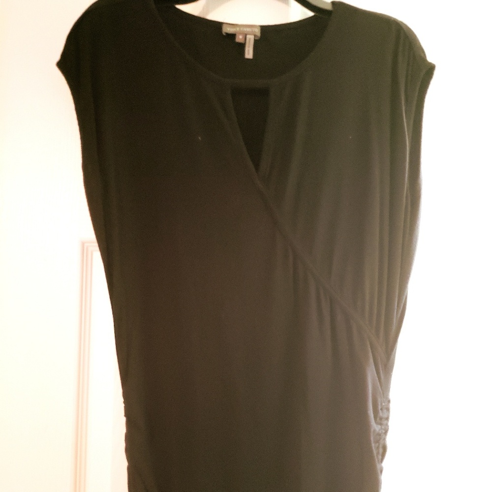 Vince Camuto Keyhole Top
